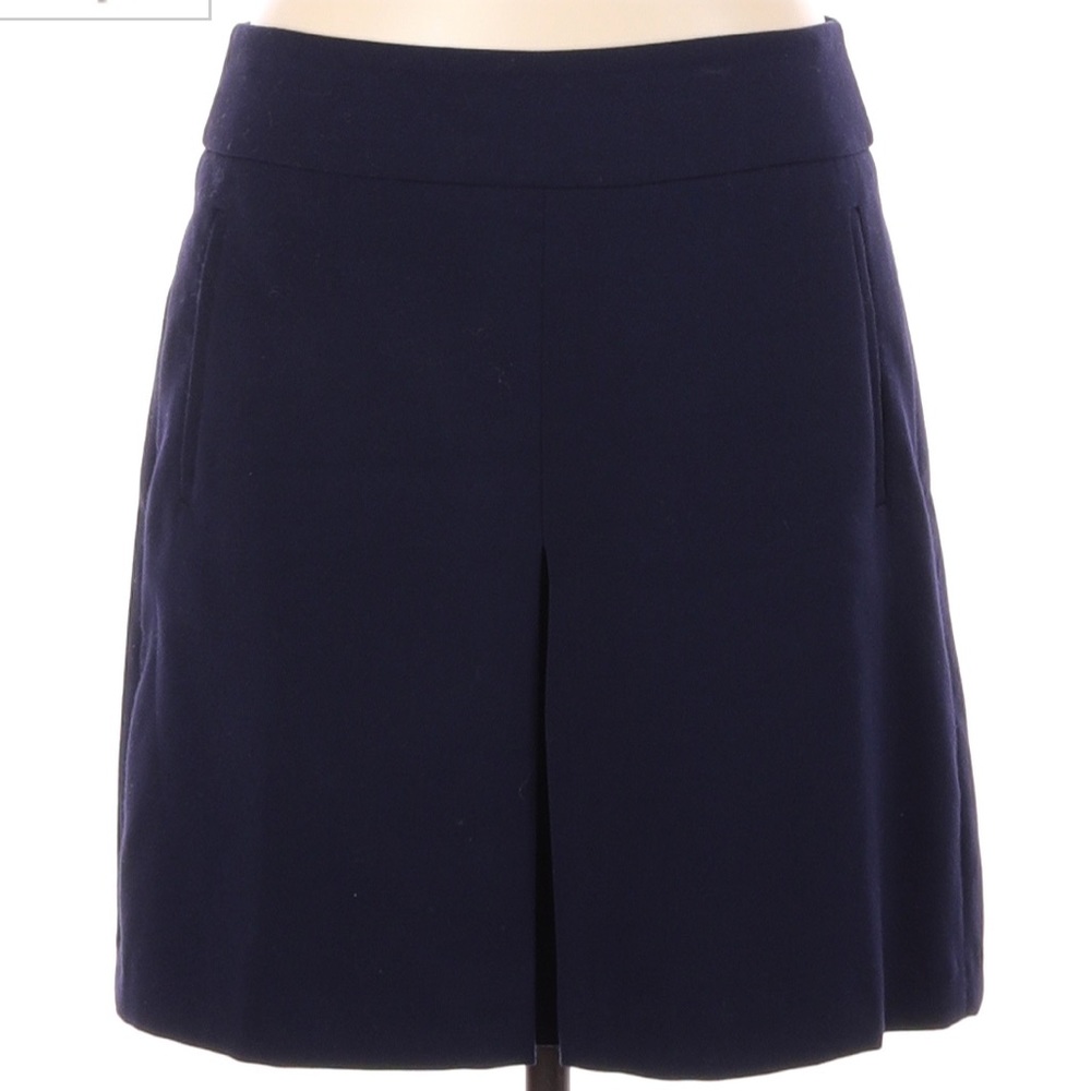 Cute loft work skirt!